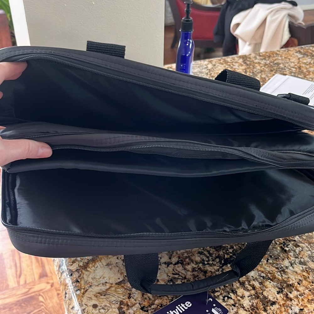 Computer bag NEW with Tags - Picture 2 of 2